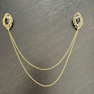 Antique-style double pin with chain